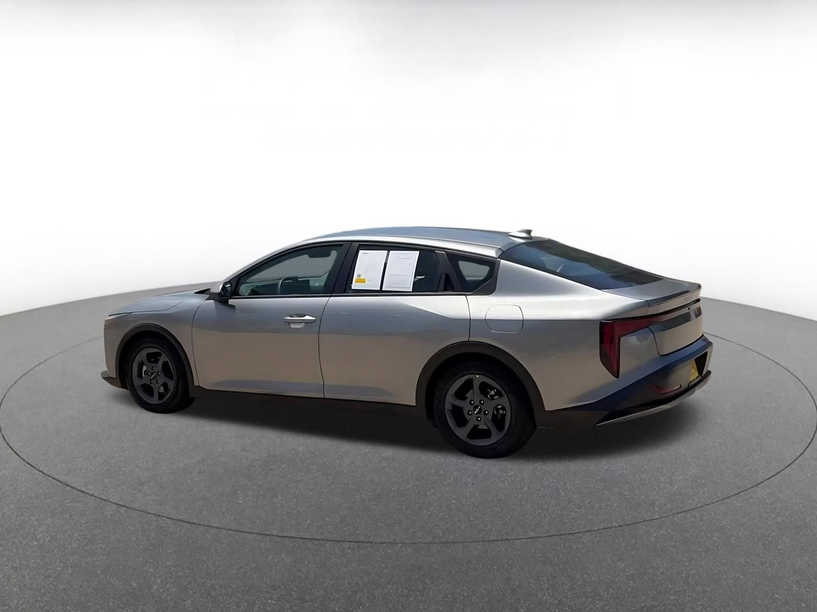 Thumbnail: 2025 Kia K4 - 10