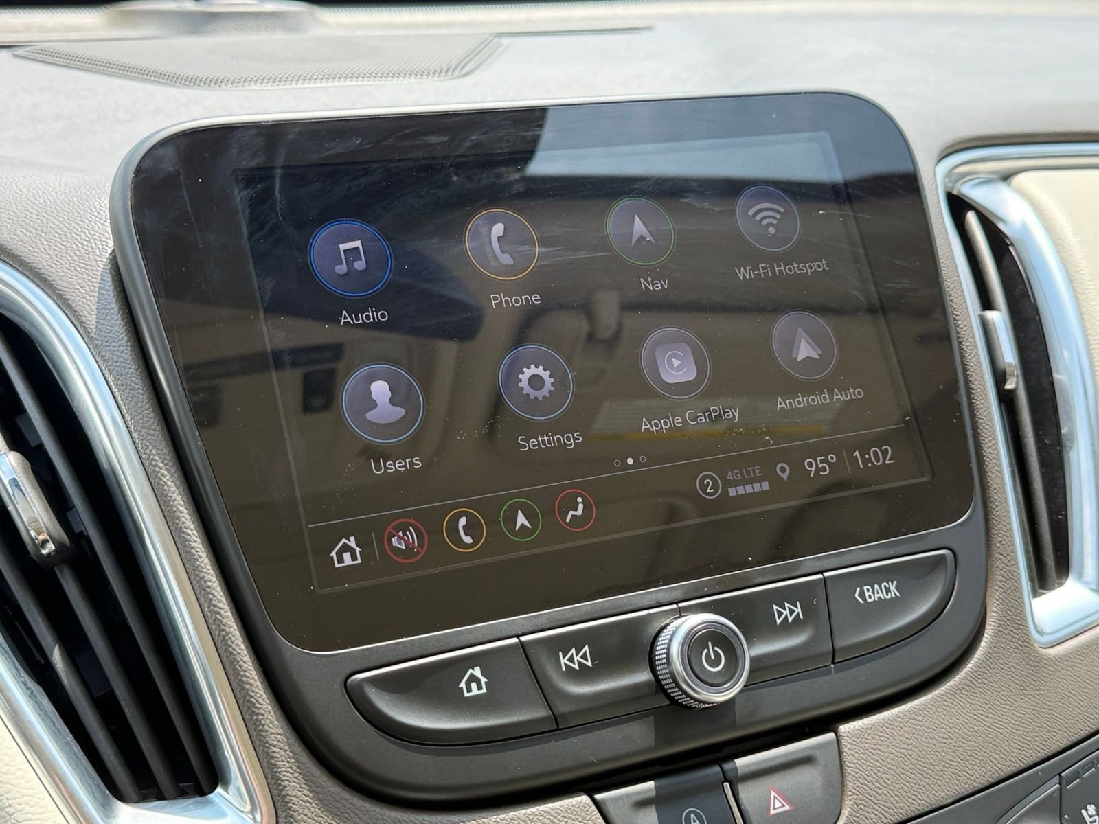 Thumbnail: 2024 Chevrolet Malibu - 21