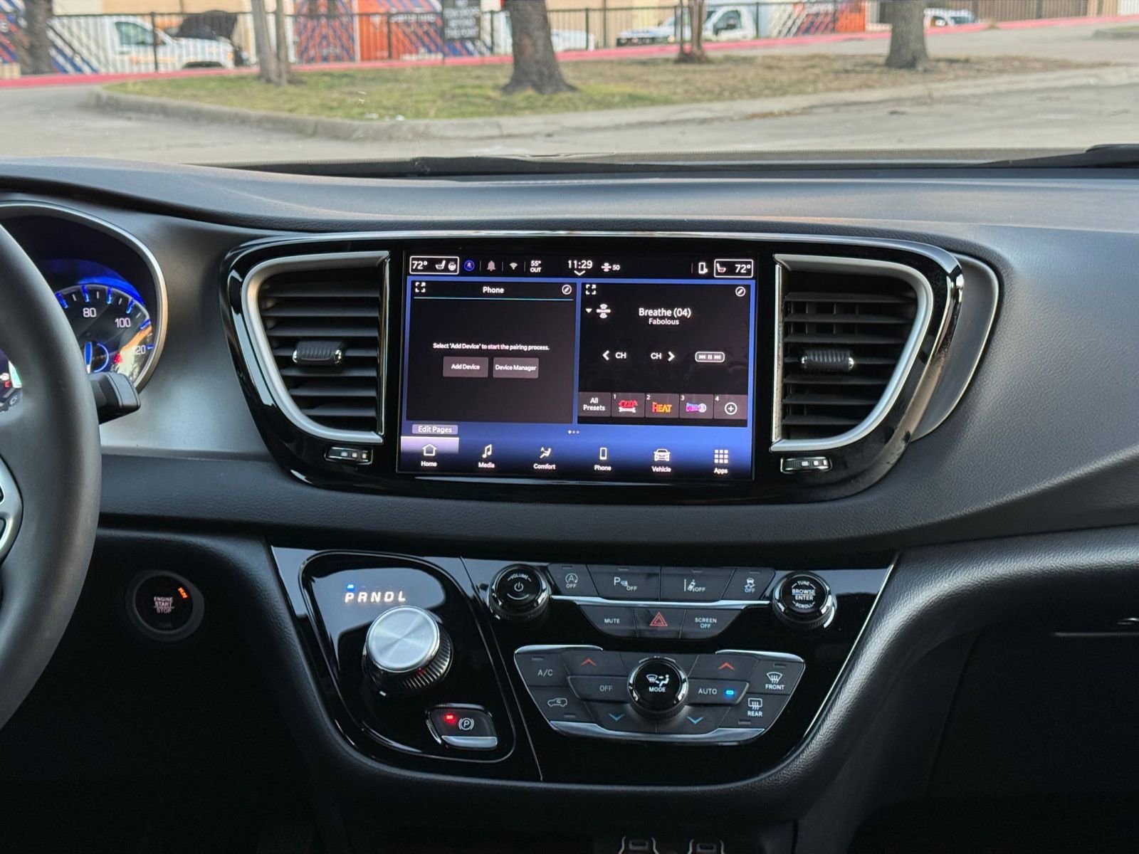 Thumbnail: 2025 Chrysler Pacifica - 20