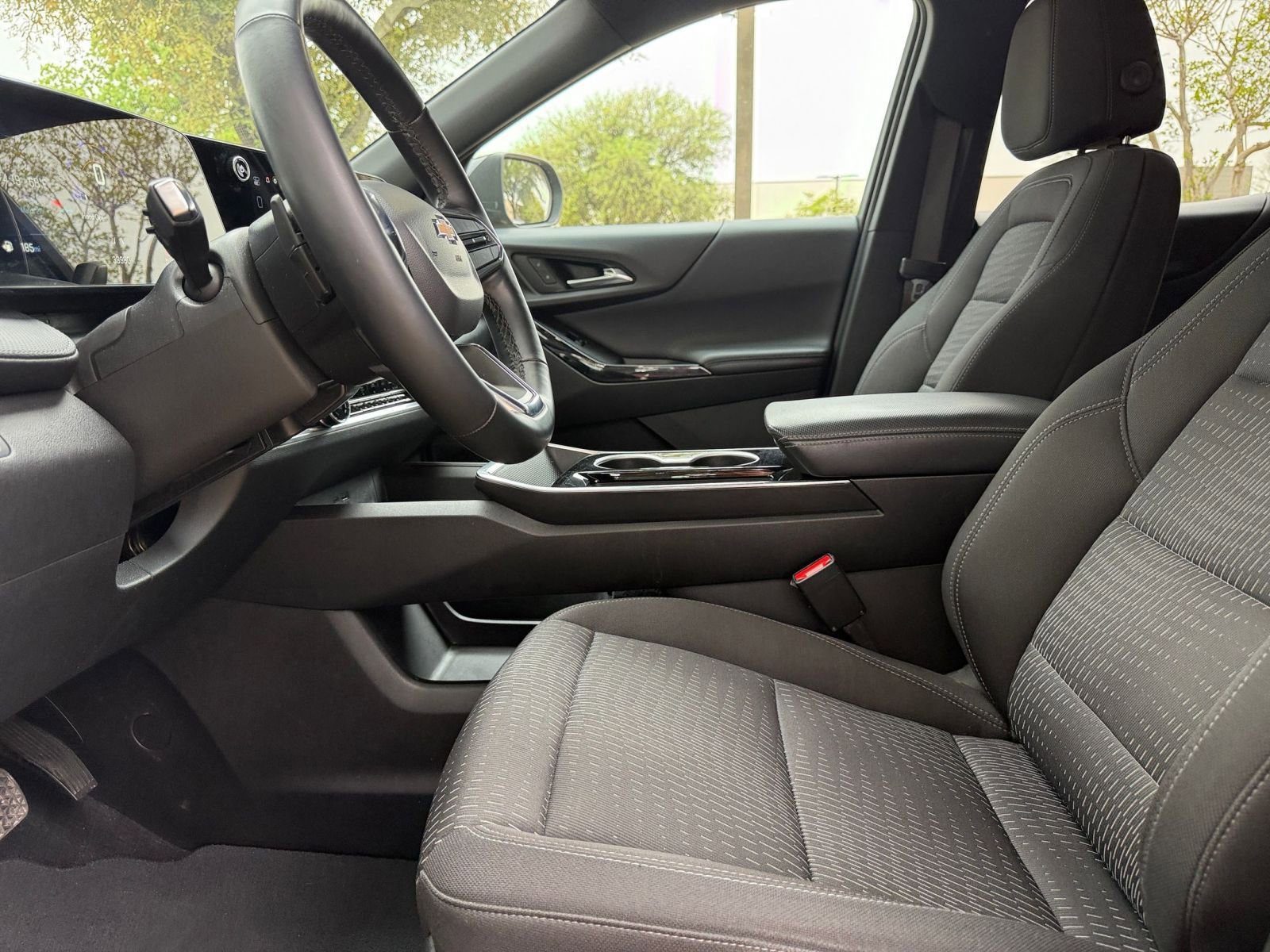 Thumbnail: 2025 Chevrolet Equinox - 28