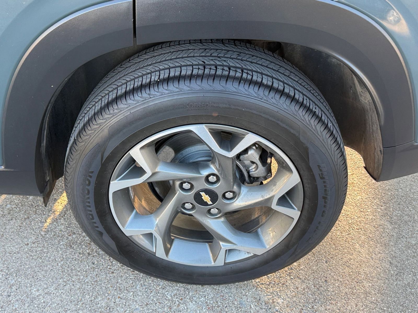 Thumbnail: 2025 Chevrolet Trax - 32