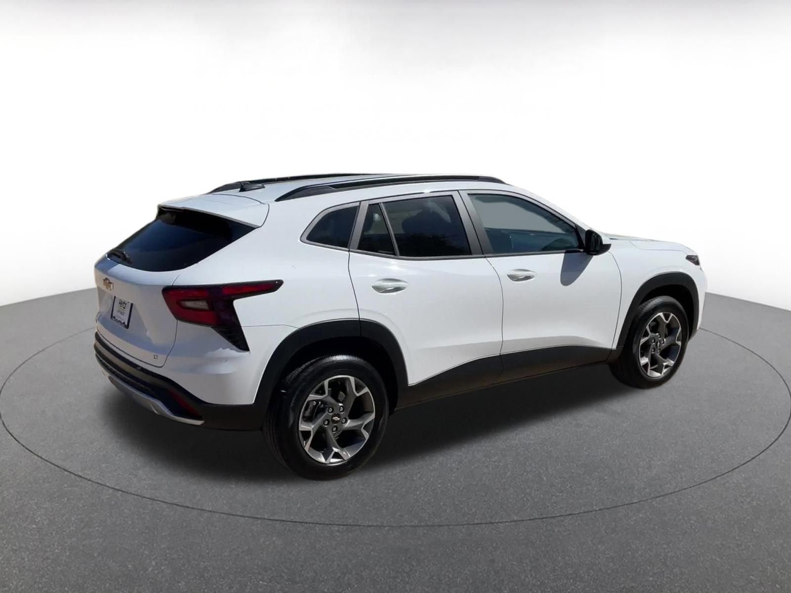 Thumbnail: 2025 Chevrolet Trax - 15