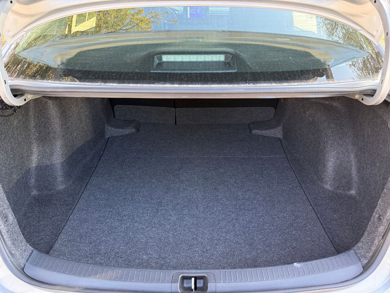 Thumbnail: 2025 Toyota Corolla - 31