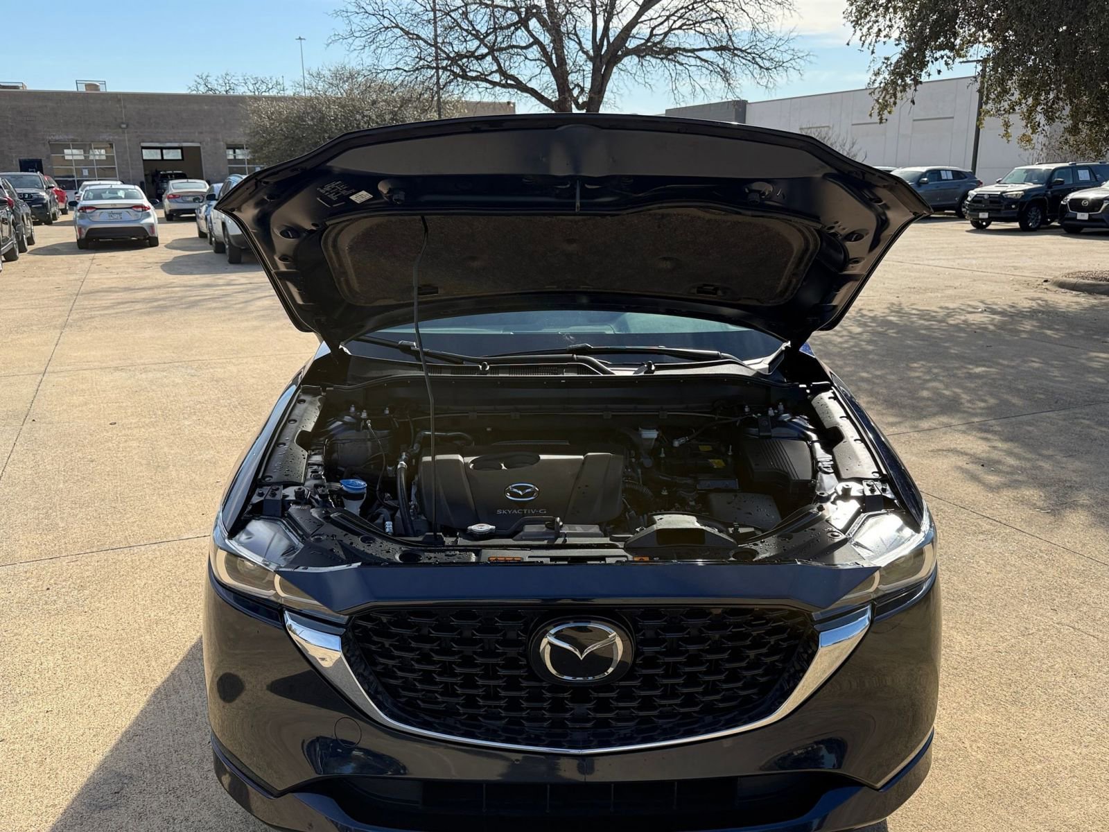 Thumbnail: 2025 Mazda CX-5 - 33