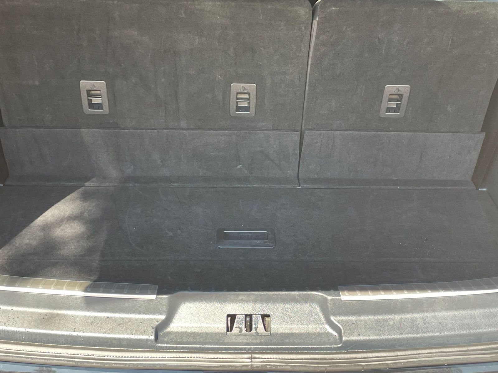 Thumbnail: 2024 Lincoln Navigator - 31