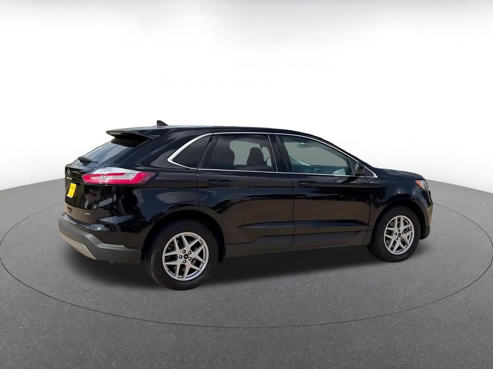 Thumbnail: 2024 Ford Edge - 15