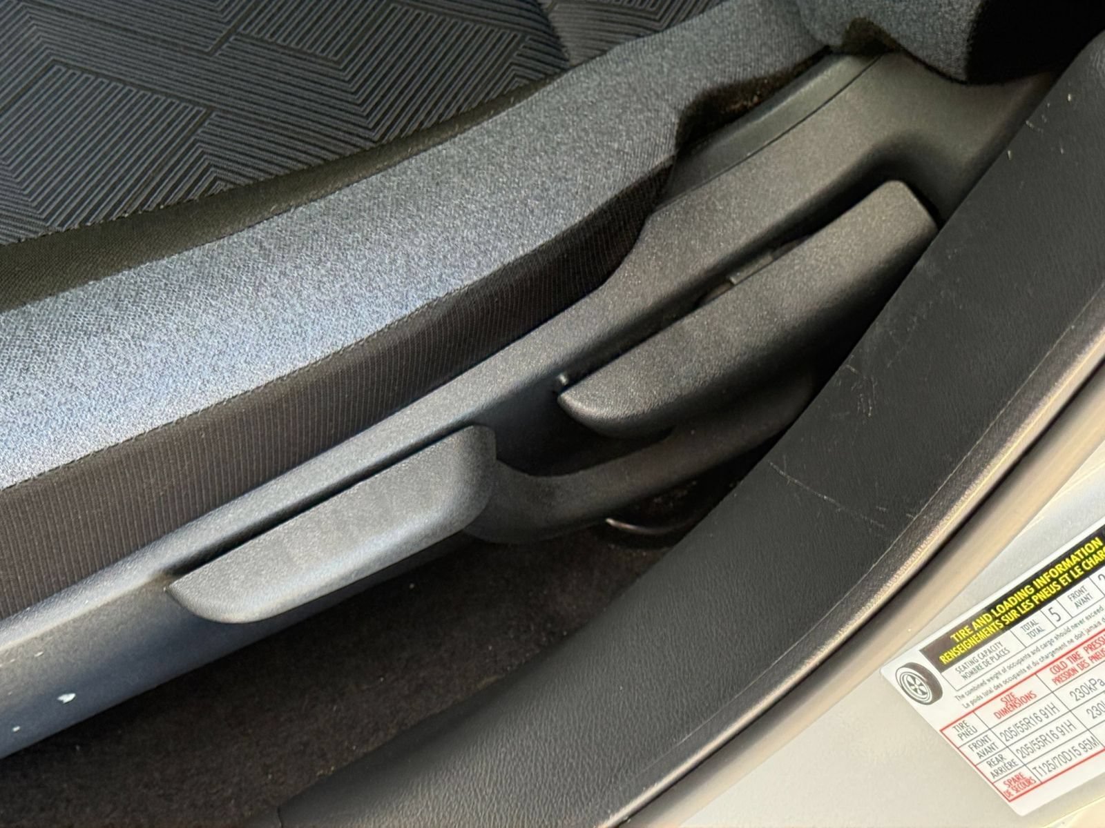 2025 Nissan Versa Sedan SV - Photo 22