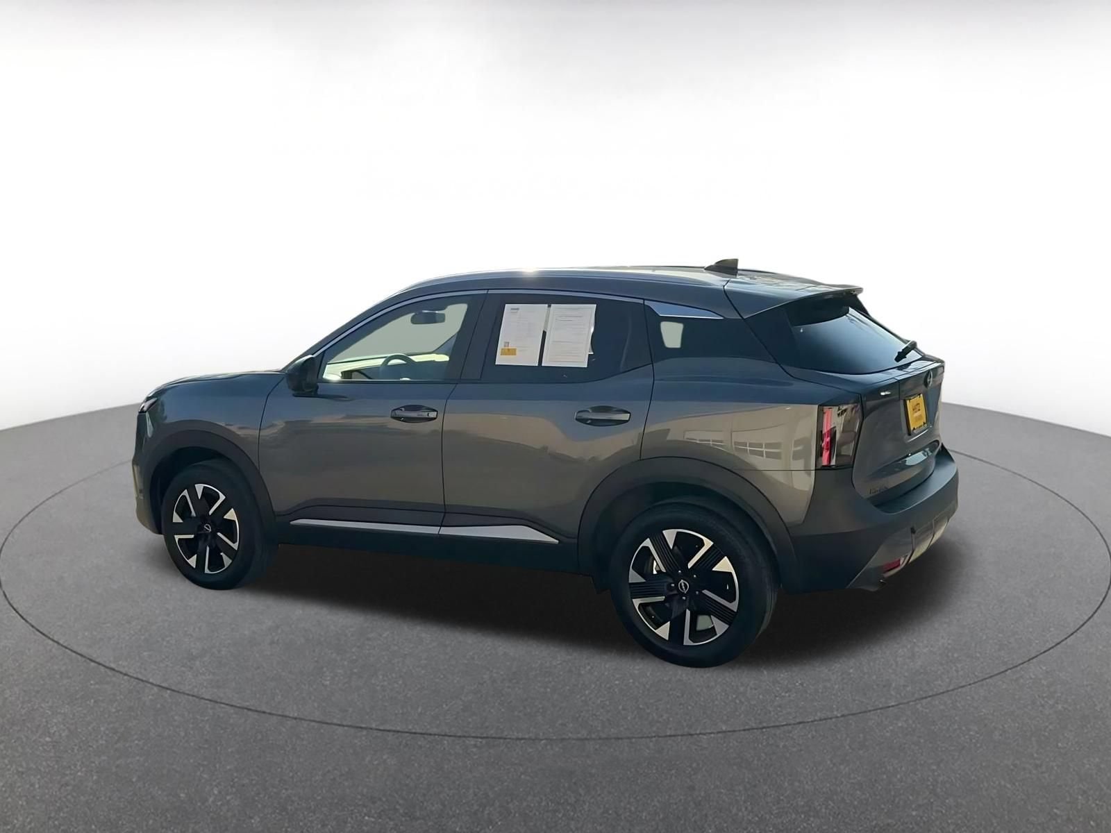 Thumbnail: 2026 Nissan Kicks - 9