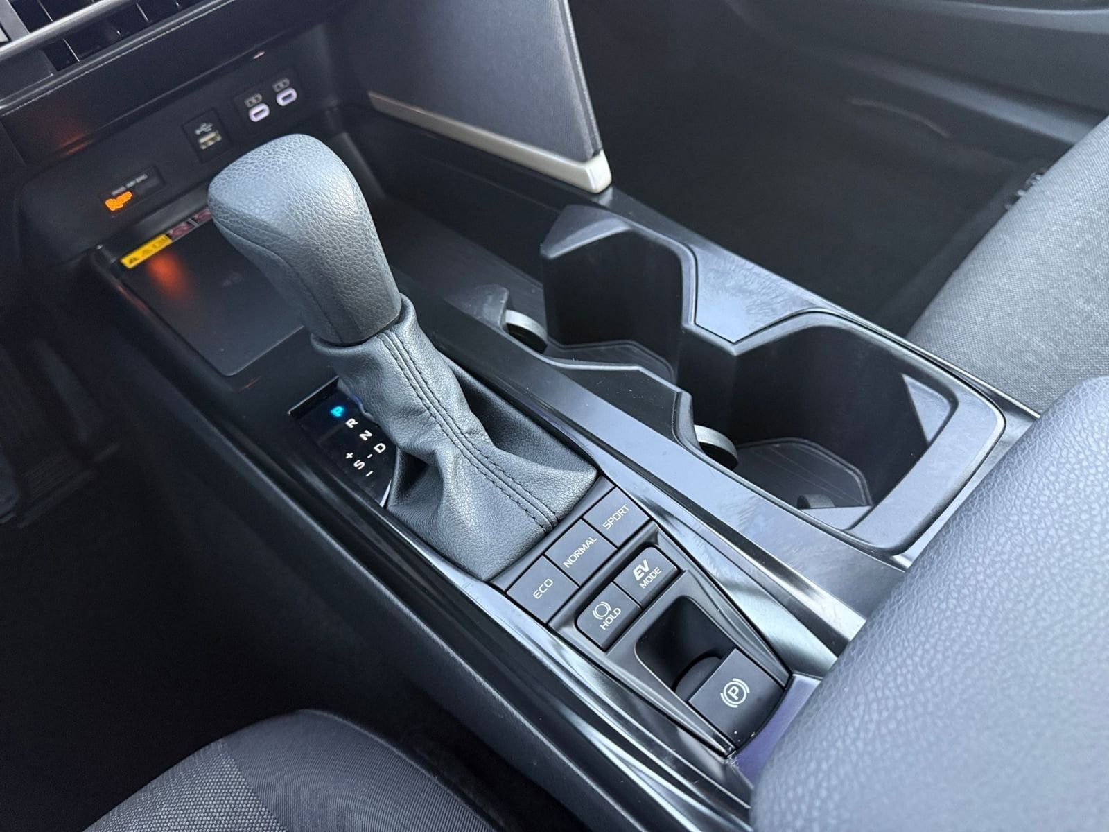 Thumbnail: 2025 Toyota Camry - 23