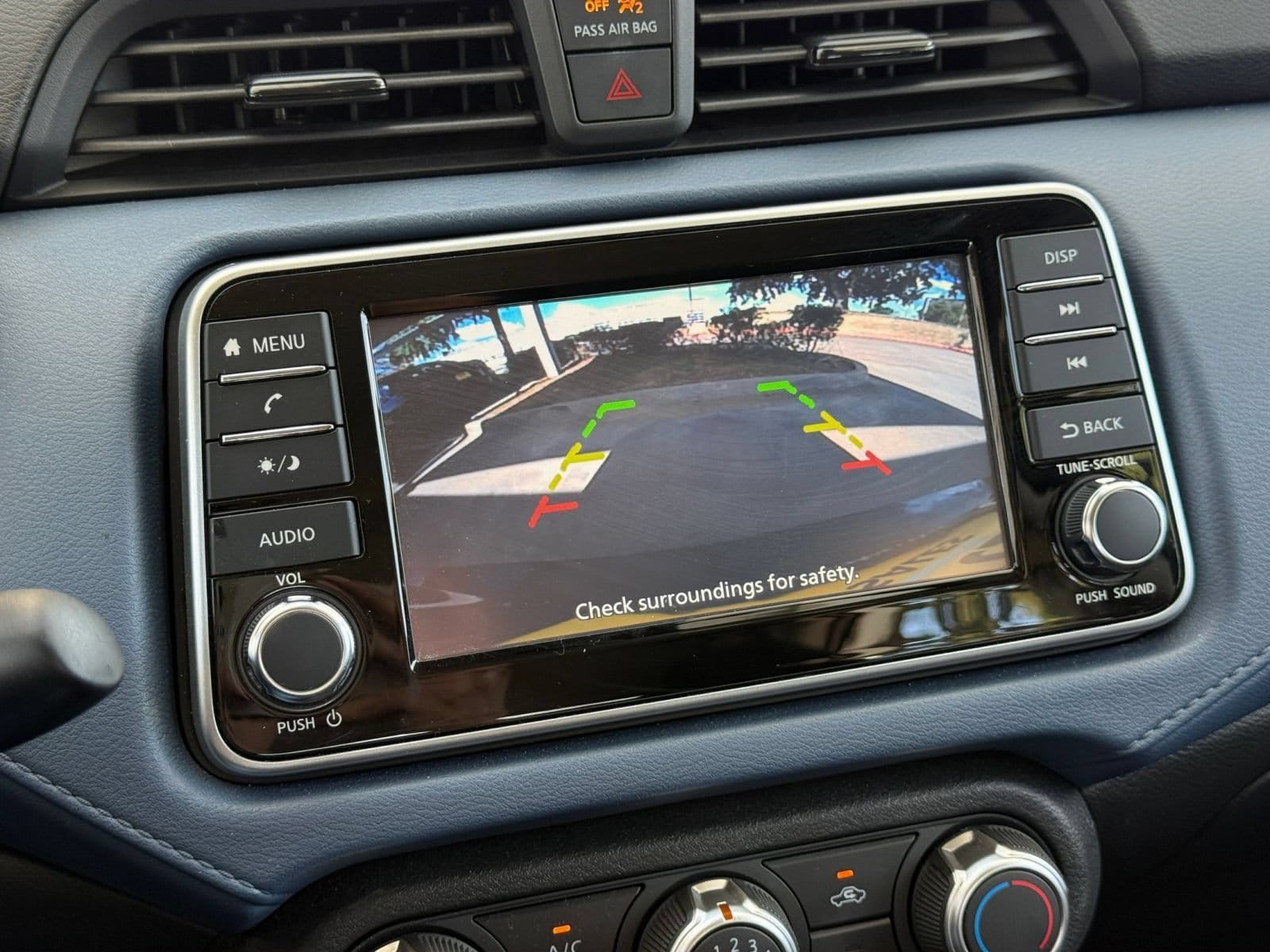 2025 Nissan Versa Sedan SV - Photo 20