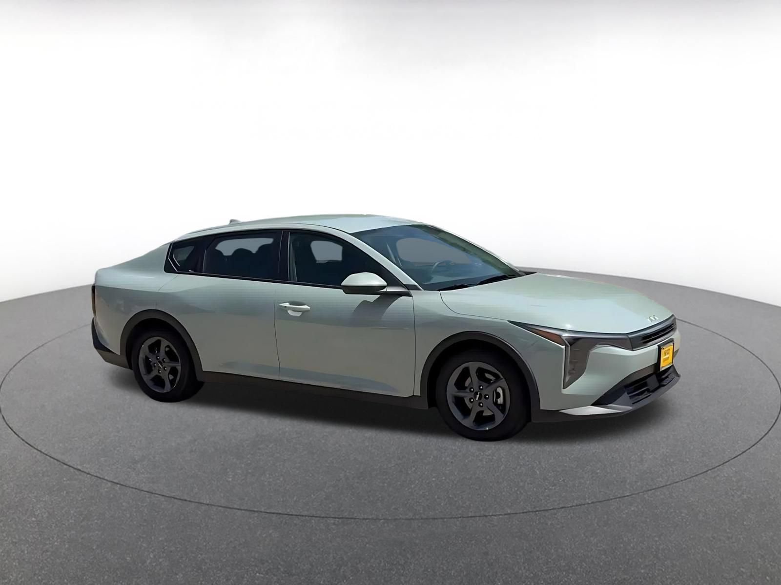 Thumbnail: 2025 Kia K4 - 2