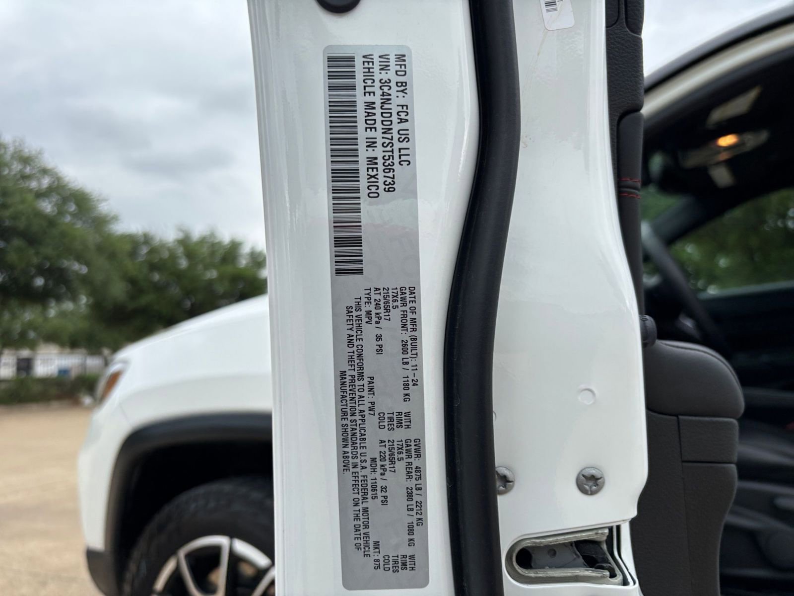 Thumbnail: 2025 Jeep Compass - 32