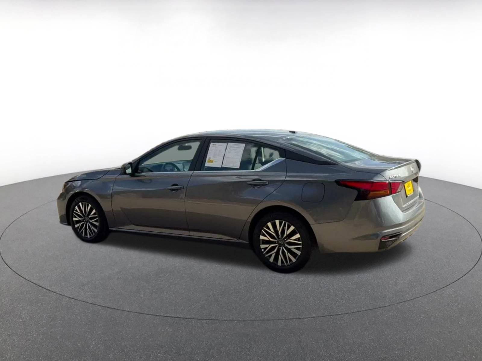 Thumbnail: 2026 Nissan Altima - 9