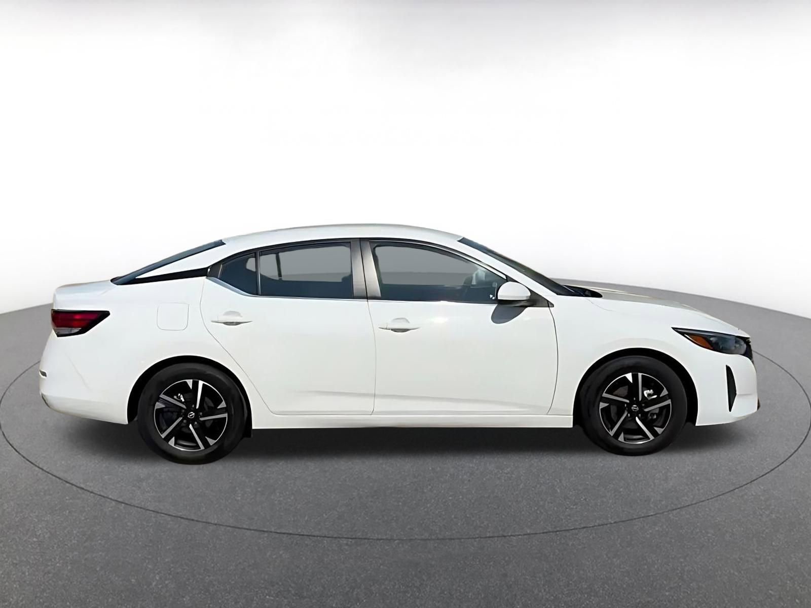 Thumbnail: 2025 Nissan Sentra - 16