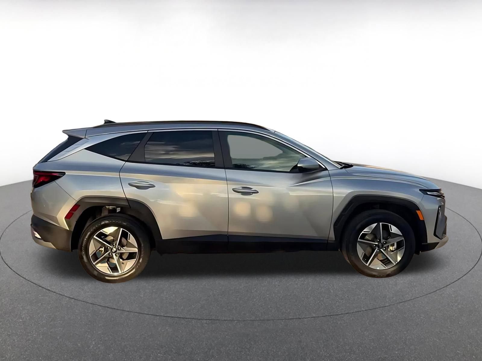 Thumbnail: 2025 Hyundai Tucson - 16