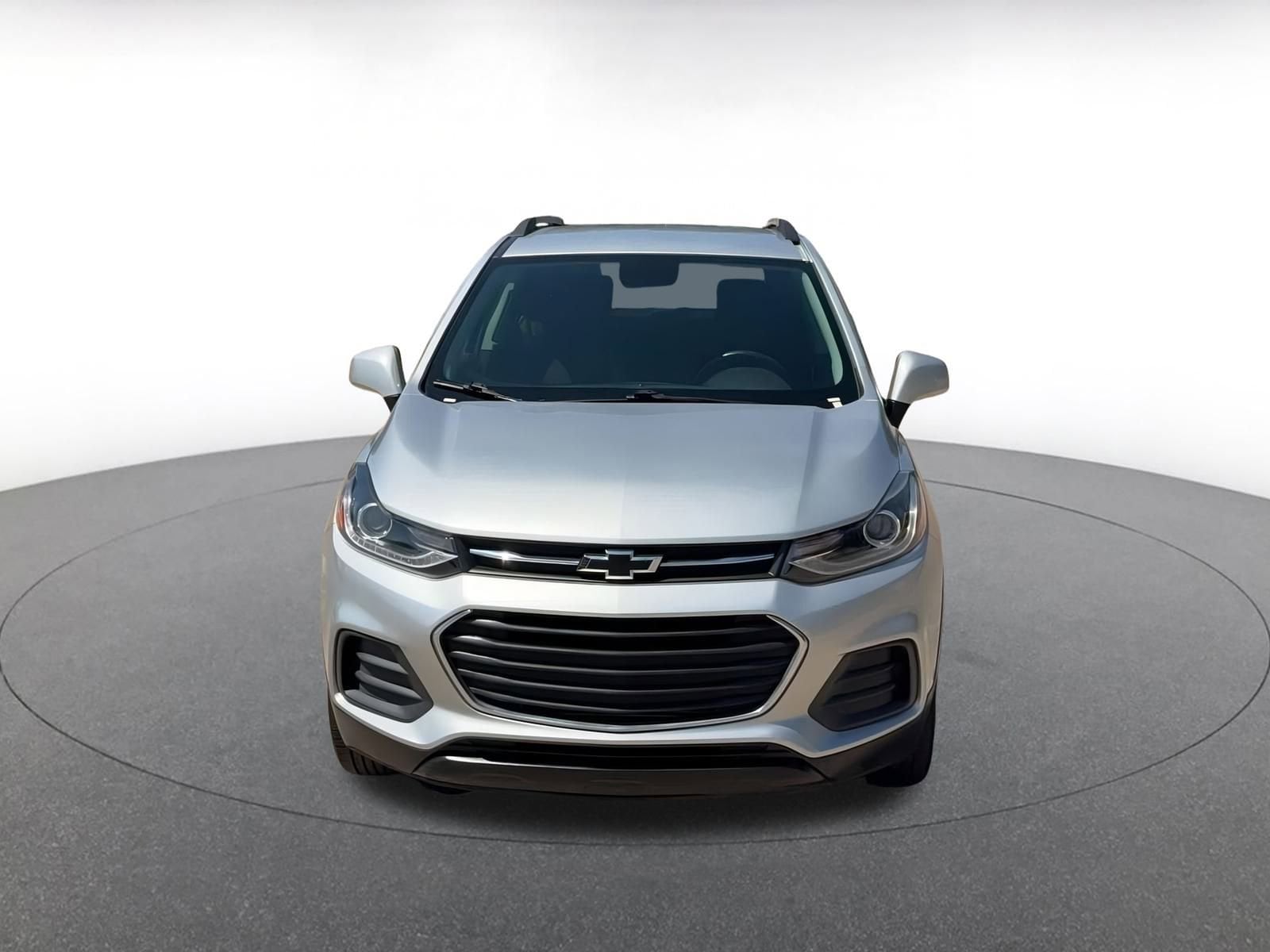 Thumbnail: 2022 Chevrolet Trax - 4