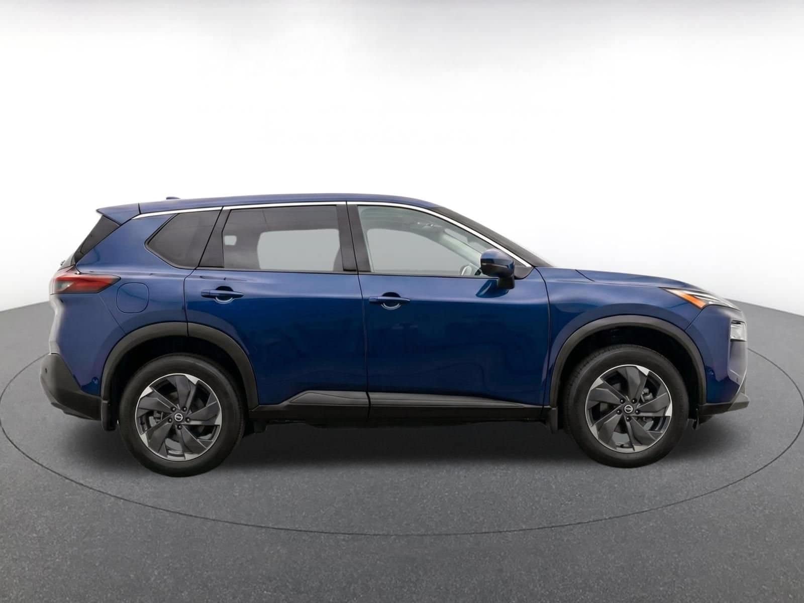 Thumbnail: 2025 Nissan Rogue - 10