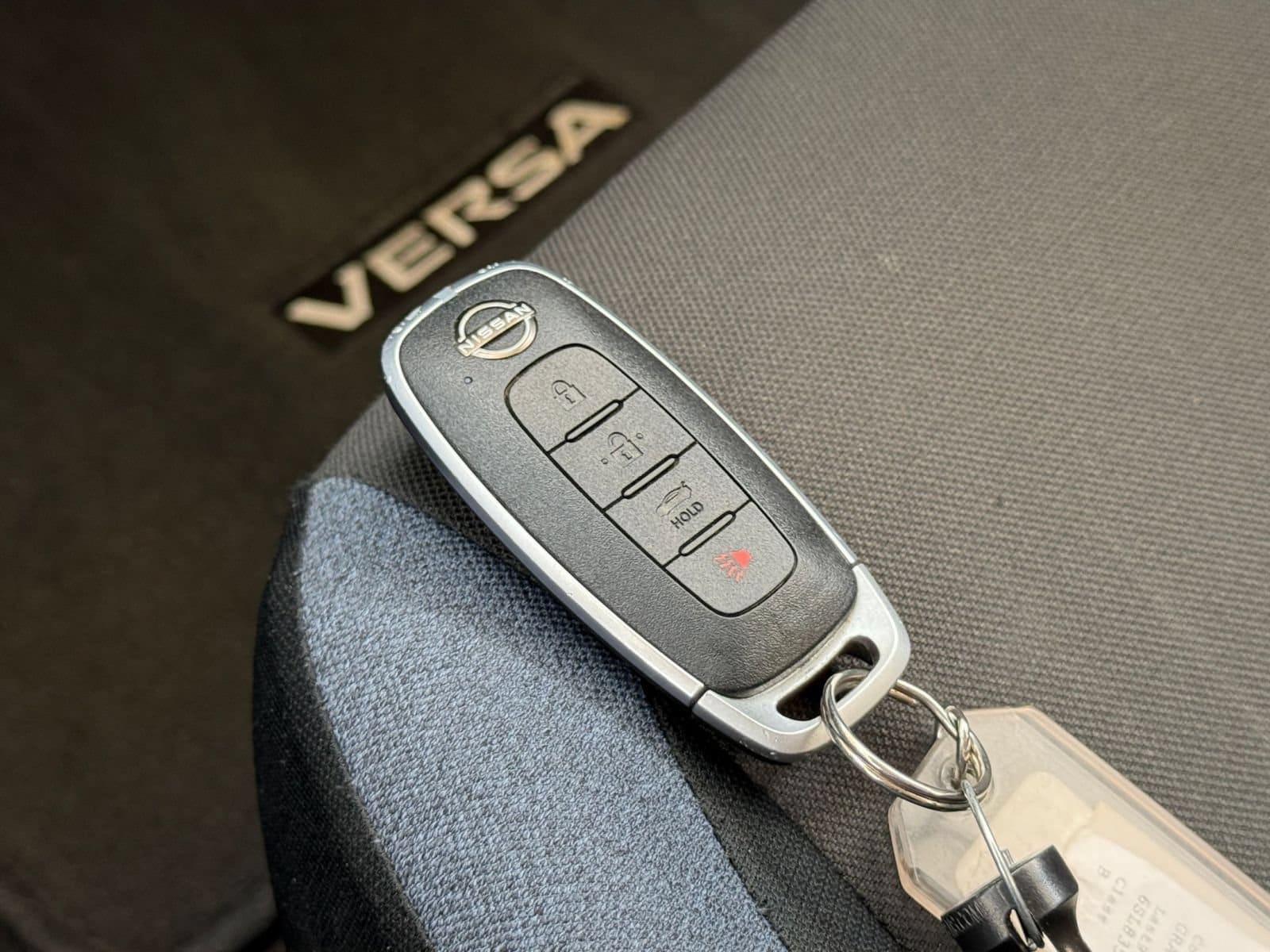 2025 Nissan Versa Sedan SV - Photo 17