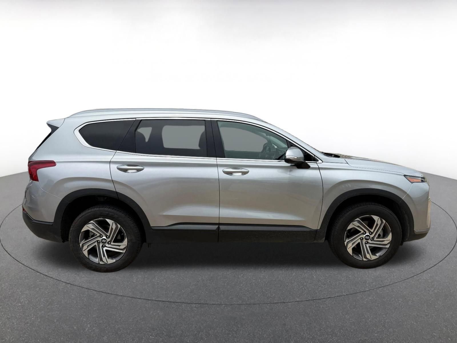Thumbnail: 2023 Hyundai Santa Fe - 5