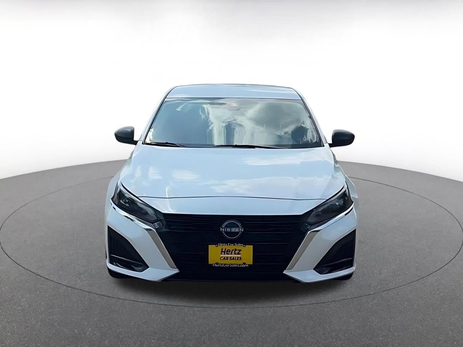 Thumbnail: 2025 Nissan Altima - 4
