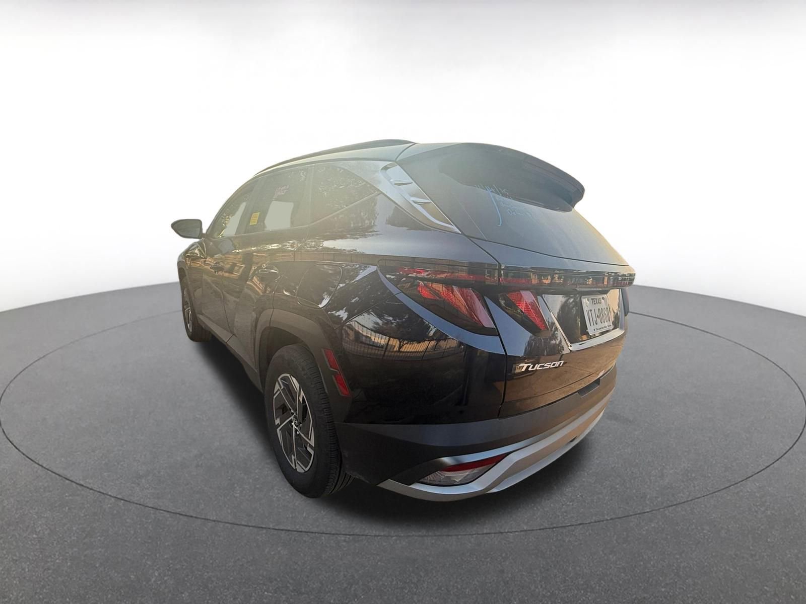 Thumbnail: 2025 Hyundai Tucson - 3