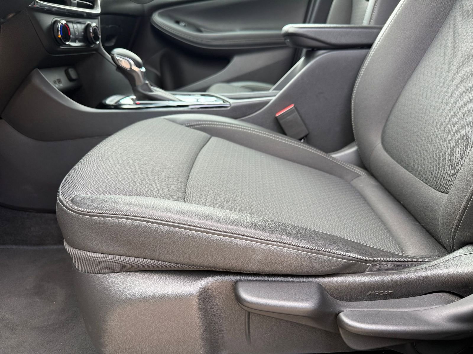 Thumbnail: 2025 Buick Encore GX - 22