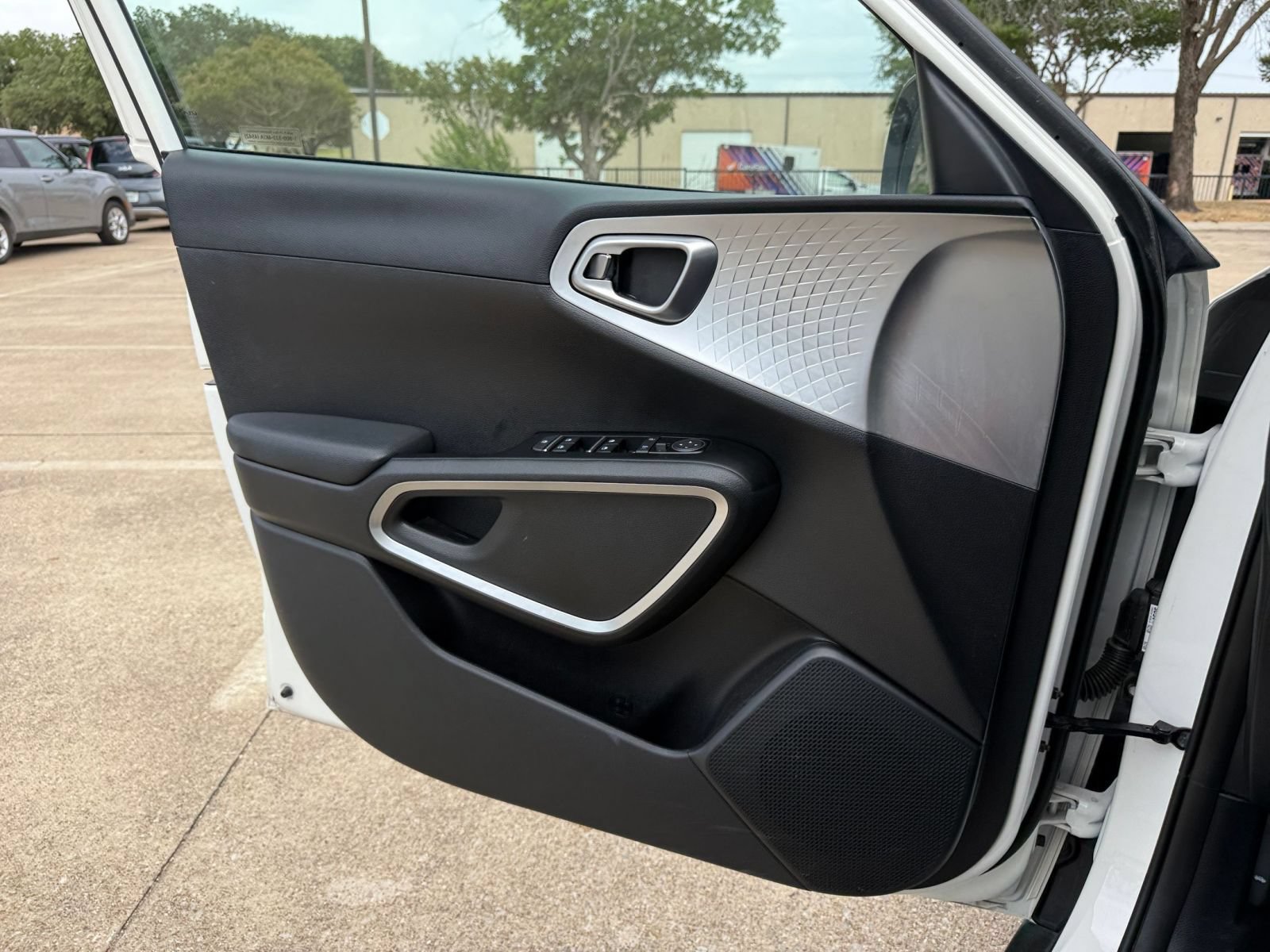 Thumbnail: 2025 Kia Soul - 18