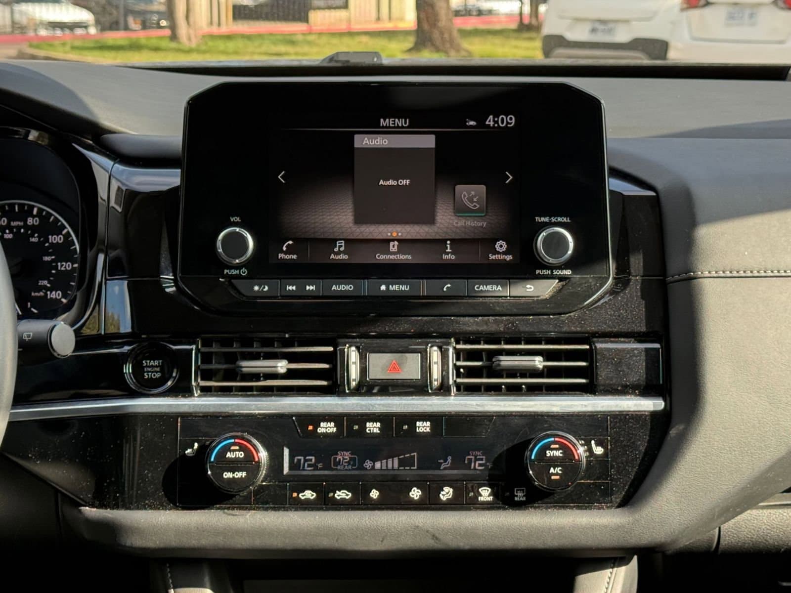 Thumbnail: 2025 Nissan Pathfinder - 17