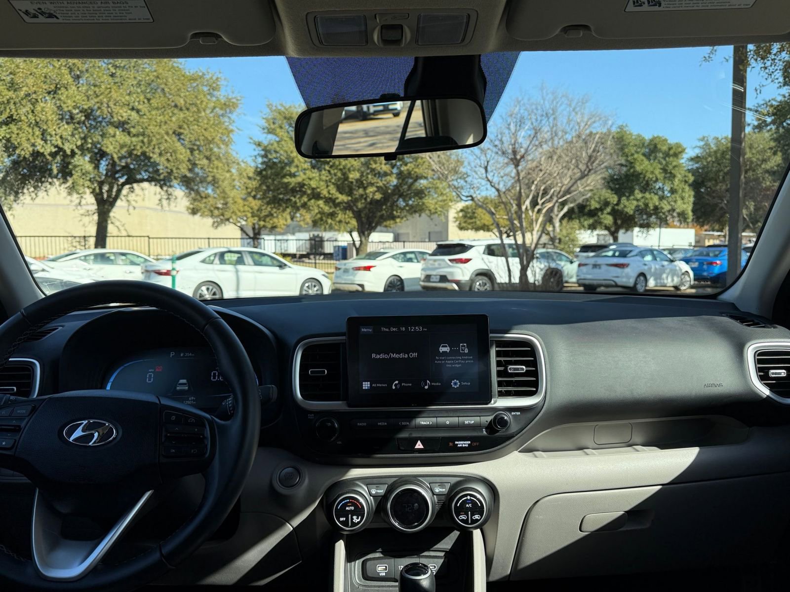 Thumbnail: 2025 Hyundai Venue - 34