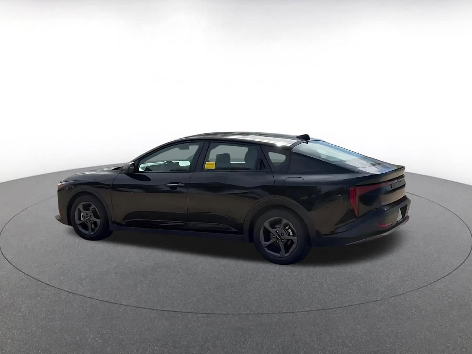 Thumbnail: 2025 Kia K4 - 10