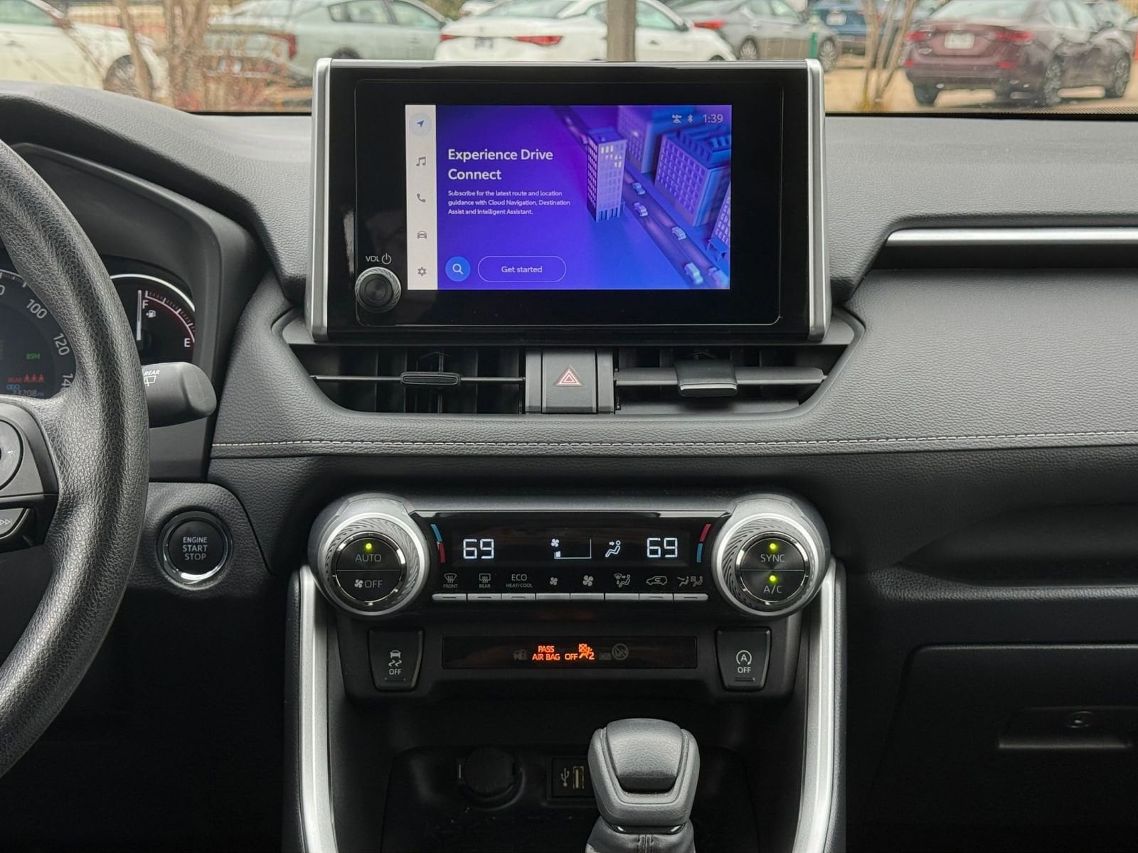 Thumbnail: 2025 Toyota RAV4 - 18