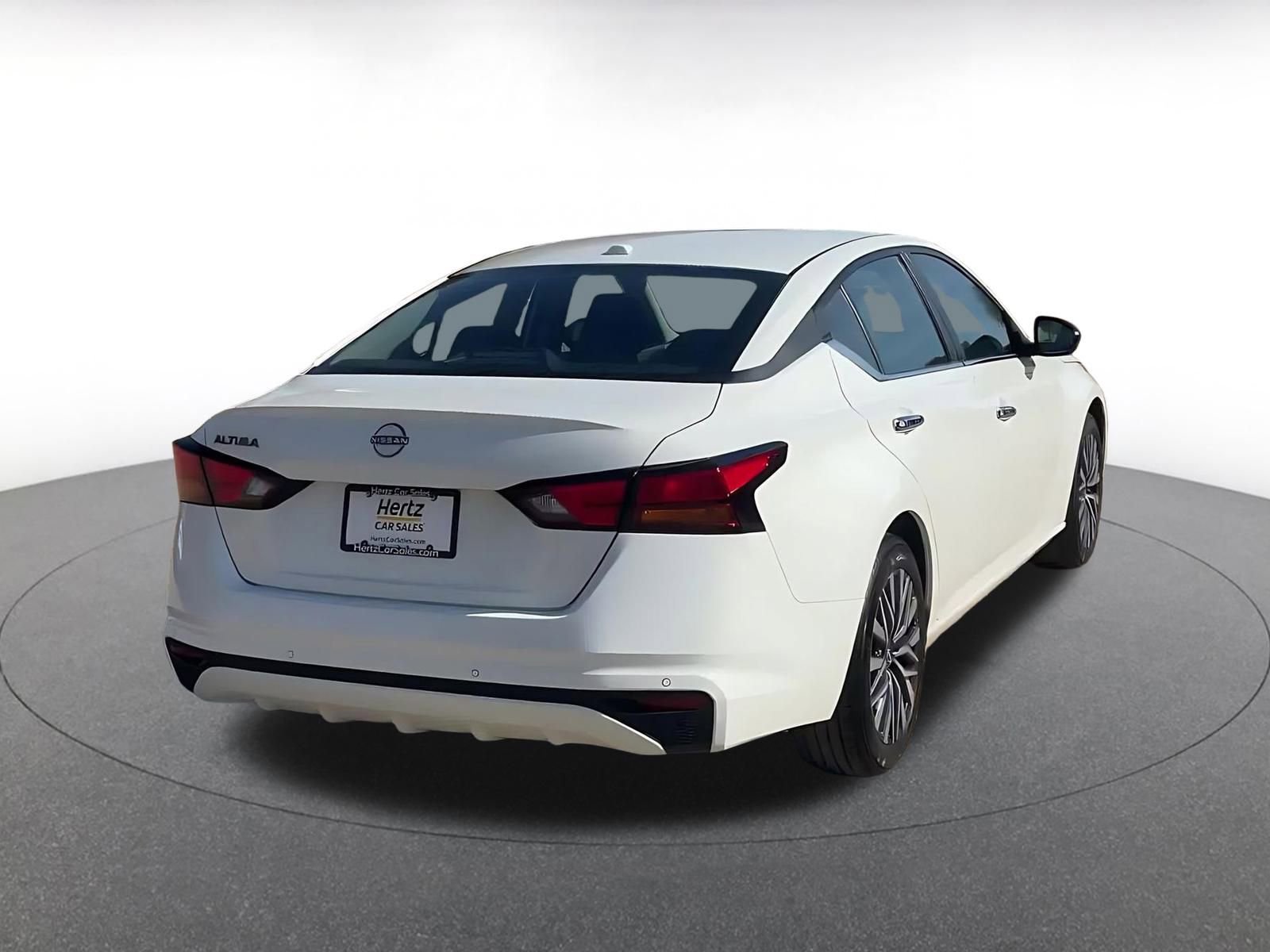 Thumbnail: 2025 Nissan Altima - 14