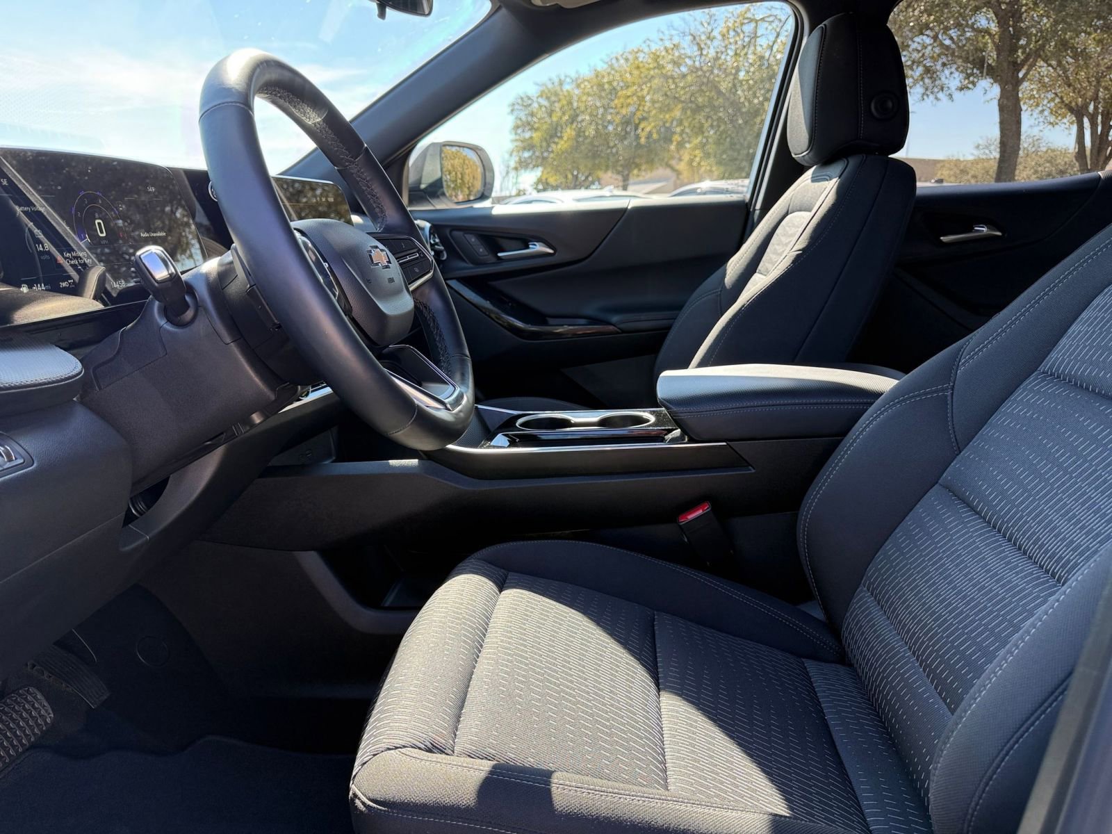 Thumbnail: 2025 Chevrolet Equinox - 27