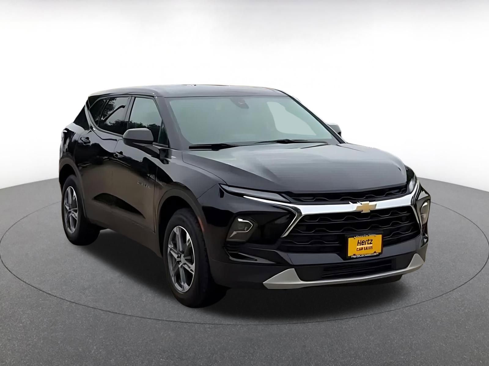 Thumbnail: 2025 Chevrolet Blazer - 3