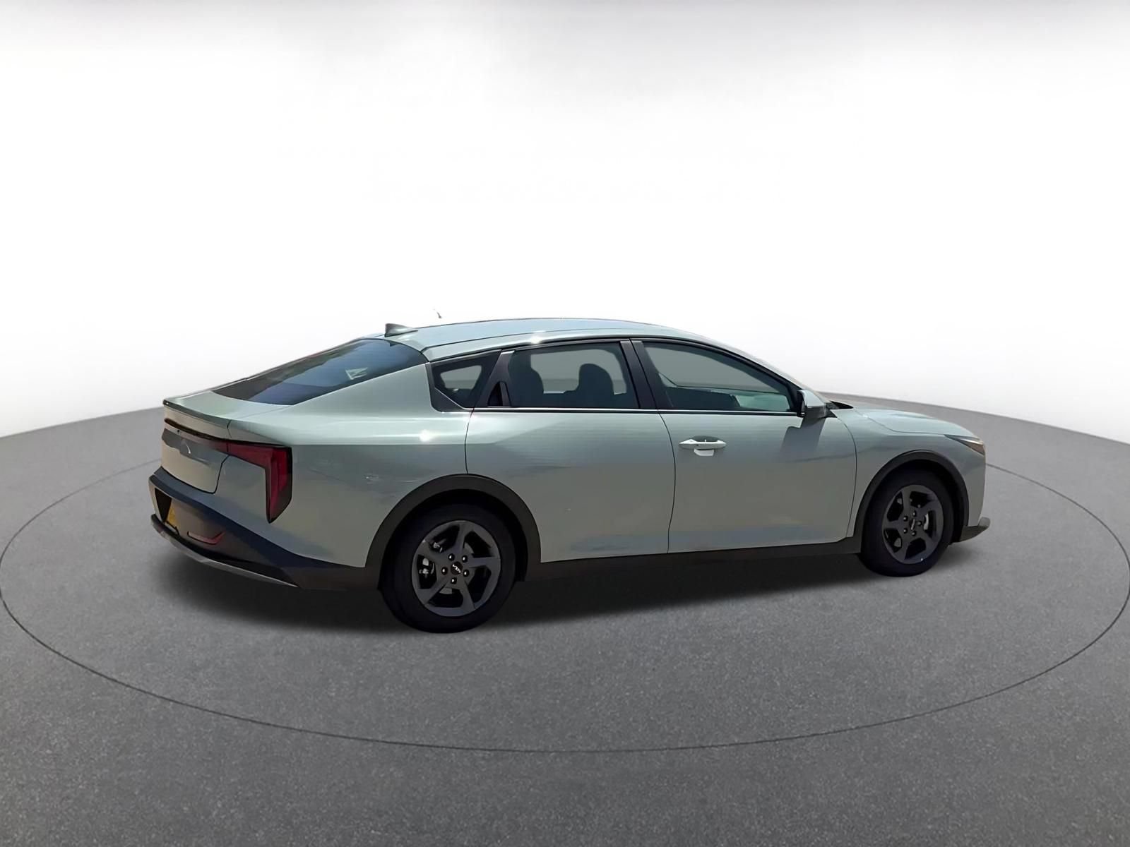 Thumbnail: 2025 Kia K4 - 14