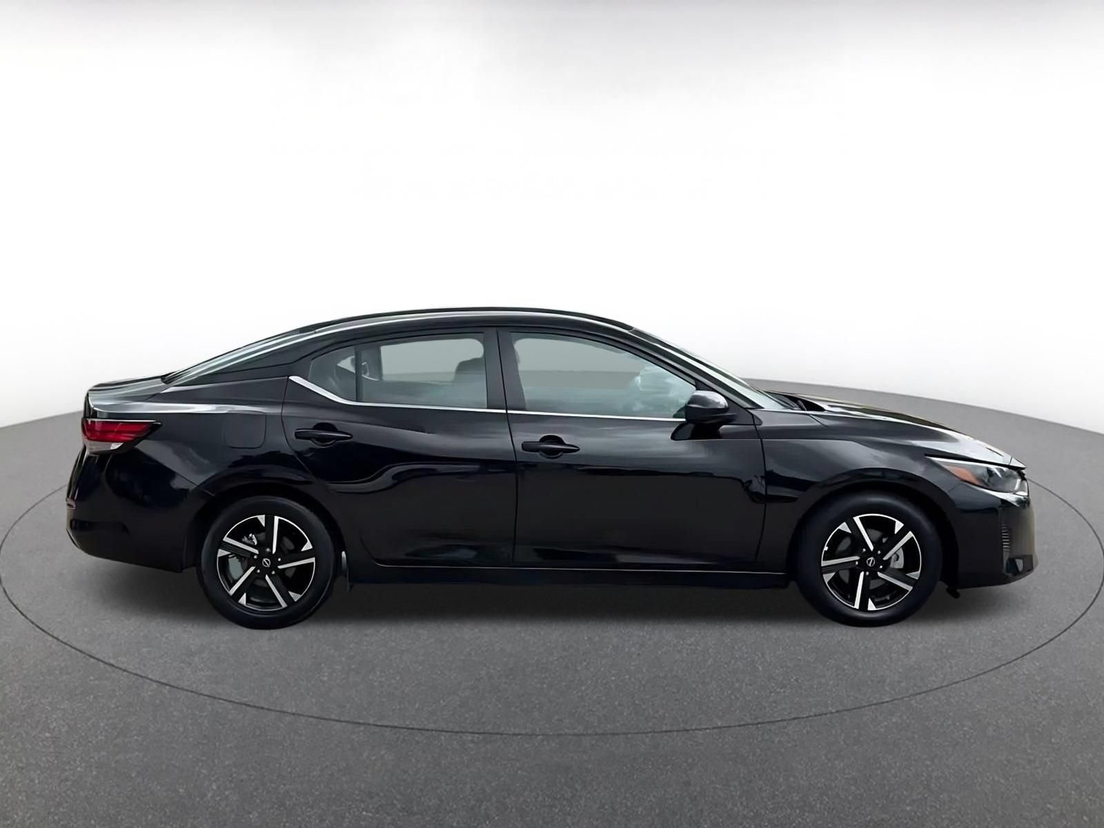 Thumbnail: 2025 Nissan Sentra - 13