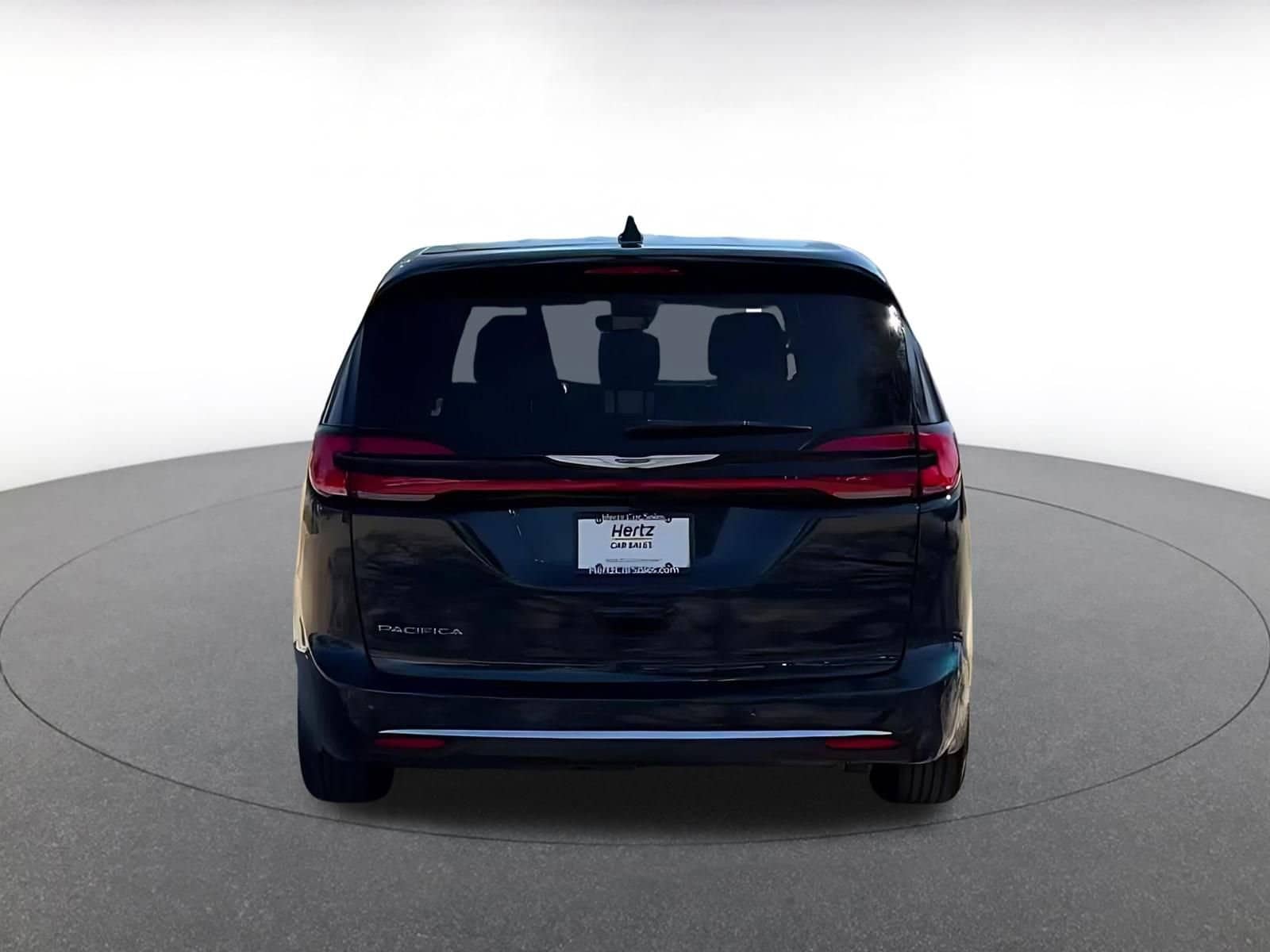 Thumbnail: 2025 Chrysler Pacifica - 12