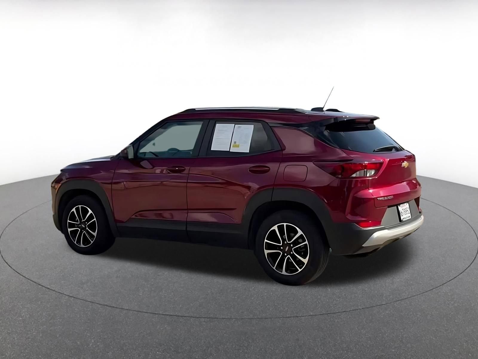 Thumbnail: 2025 Chevrolet TrailBlazer - 10