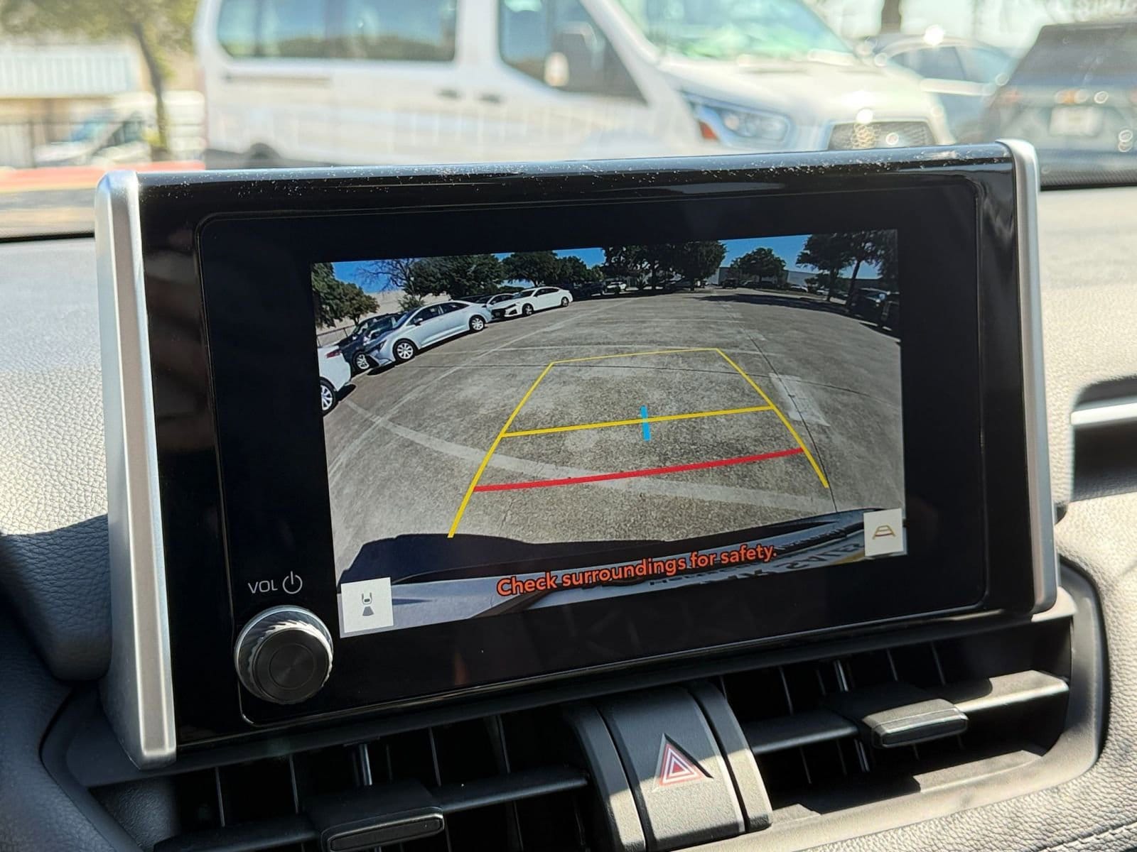 Thumbnail: 2025 Toyota RAV4 - 17