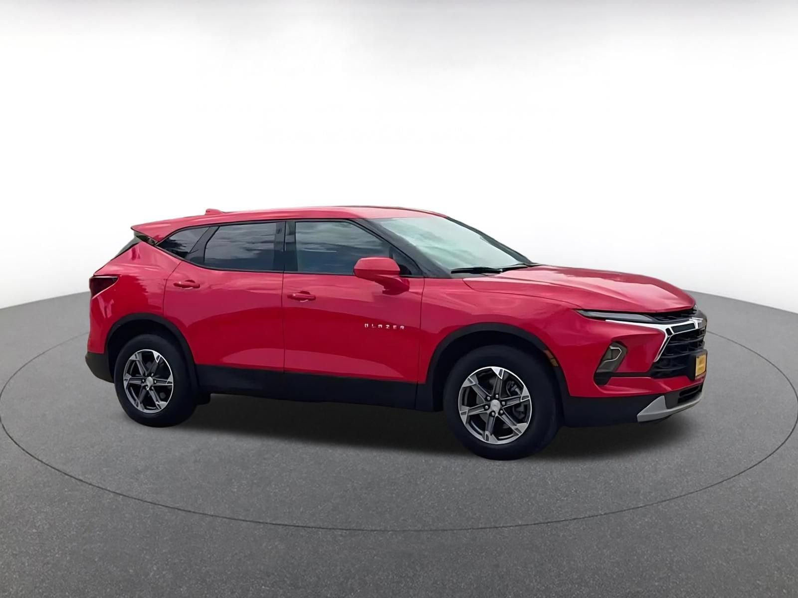 Thumbnail: 2025 Chevrolet Blazer - 2