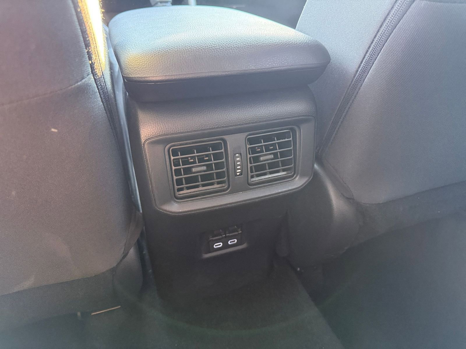 Thumbnail: 2025 Toyota RAV4 - 24