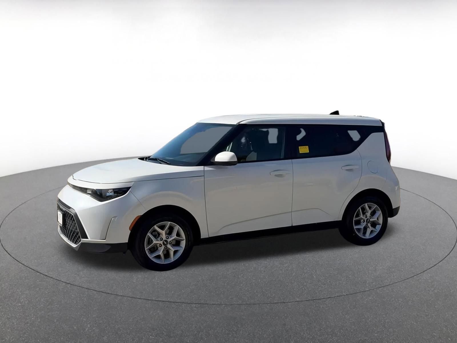 Thumbnail: 2024 Kia Soul - 8