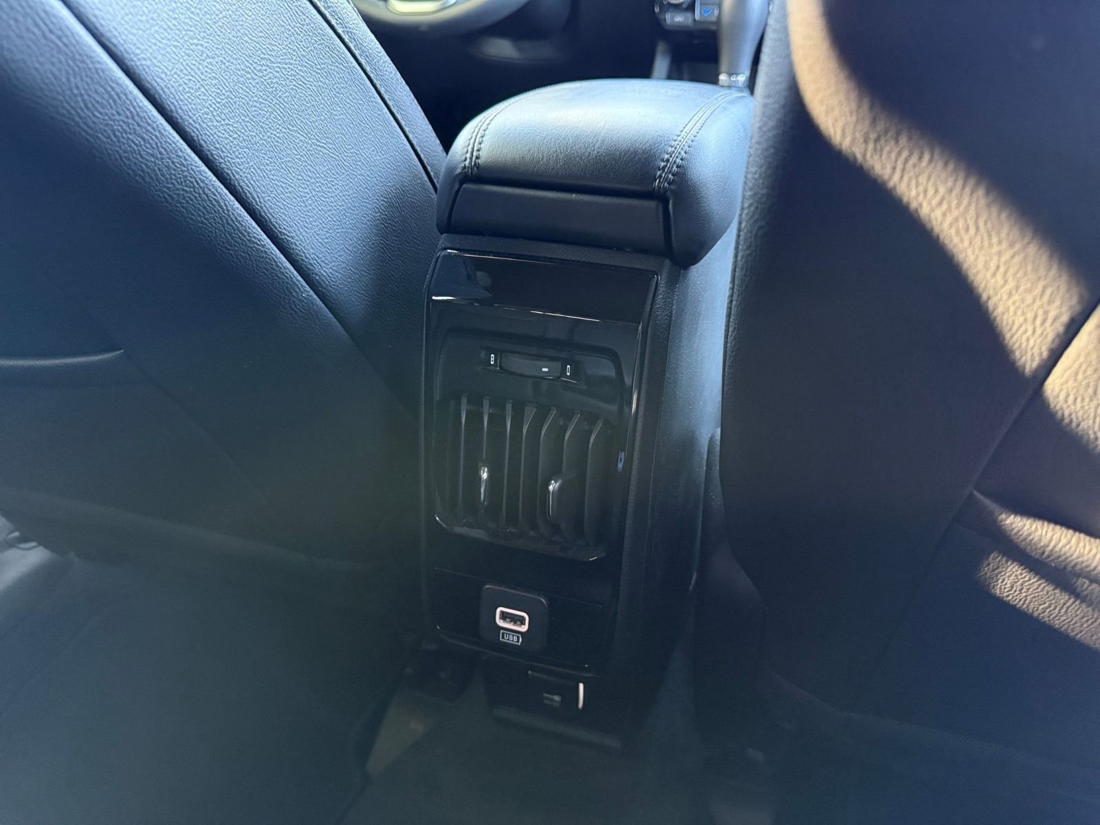 Thumbnail: 2025 Jeep Compass - 23