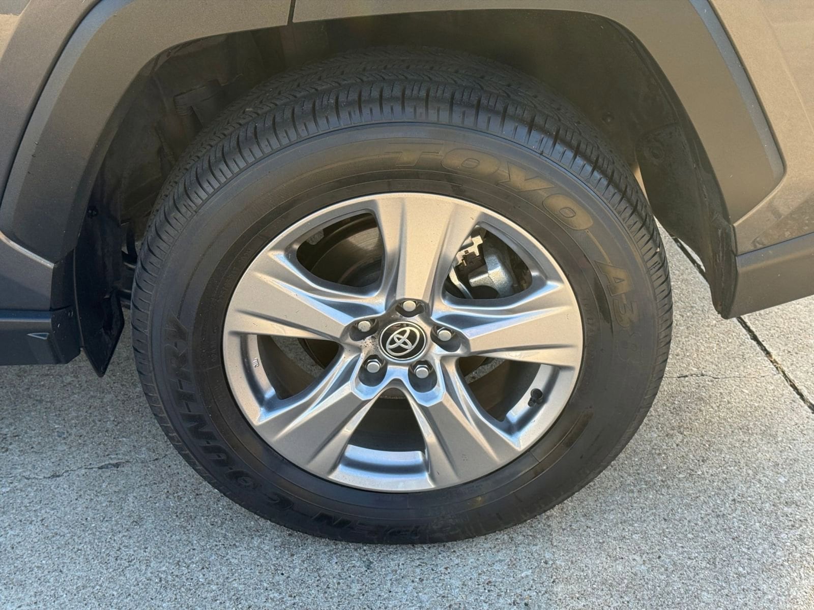 Thumbnail: 2025 Toyota RAV4 - 30