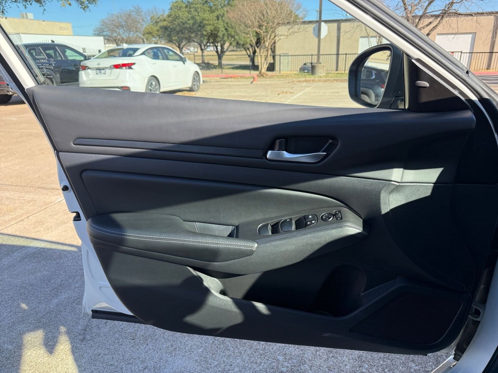 Thumbnail: 2025 Nissan Altima - 20