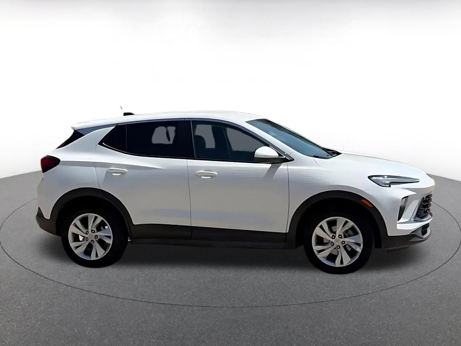 Thumbnail: 2025 Buick Encore GX - 16