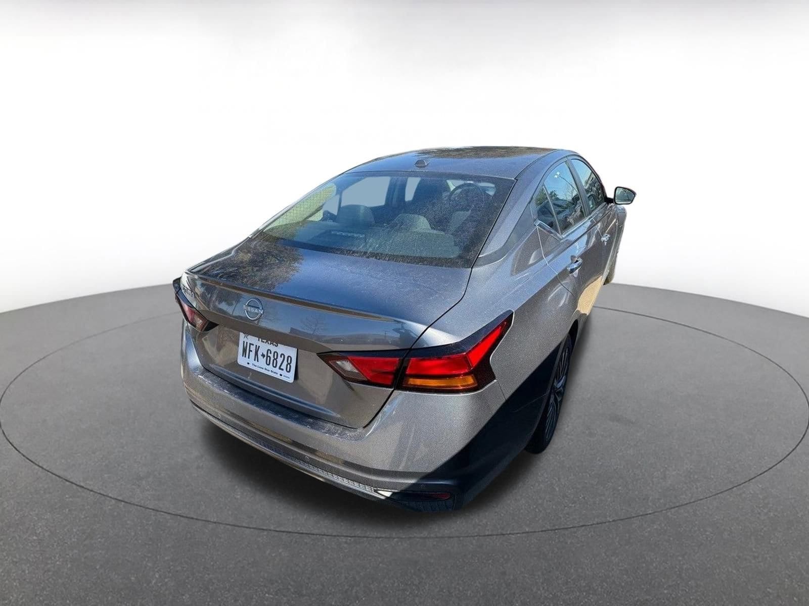 Thumbnail: 2025 Nissan Altima - 4