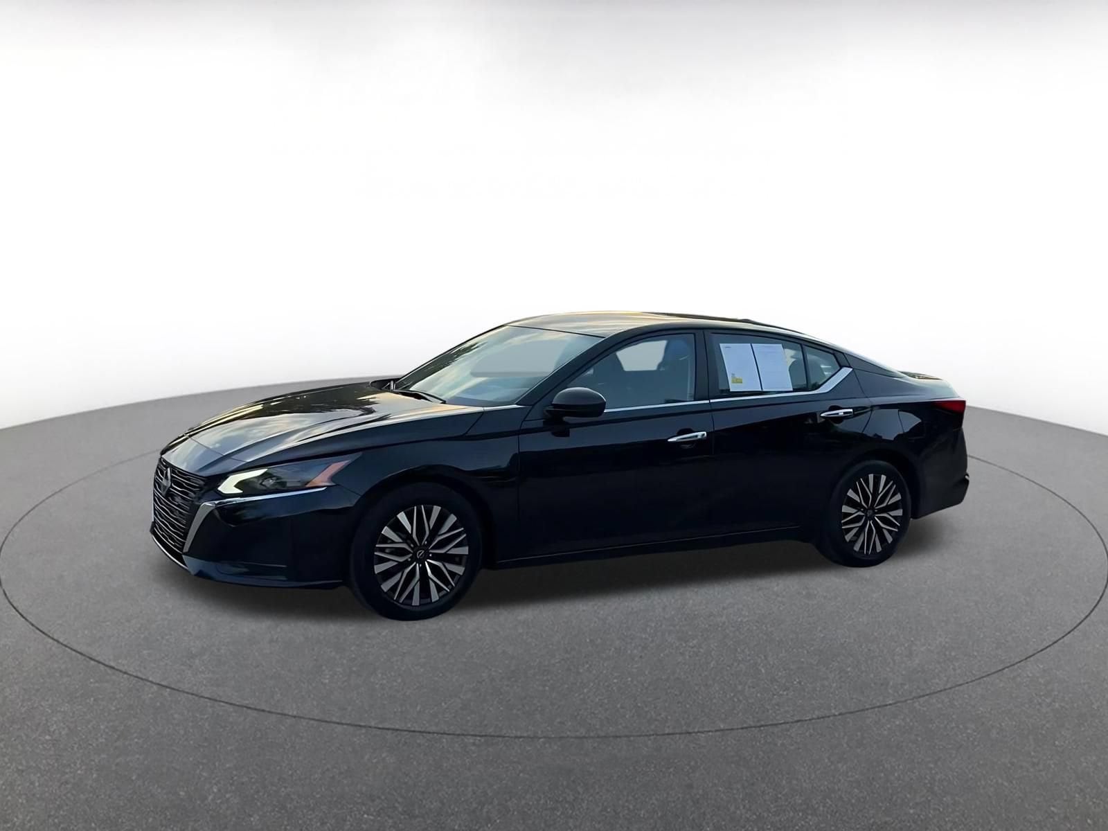 Thumbnail: 2025 Nissan Altima - 7