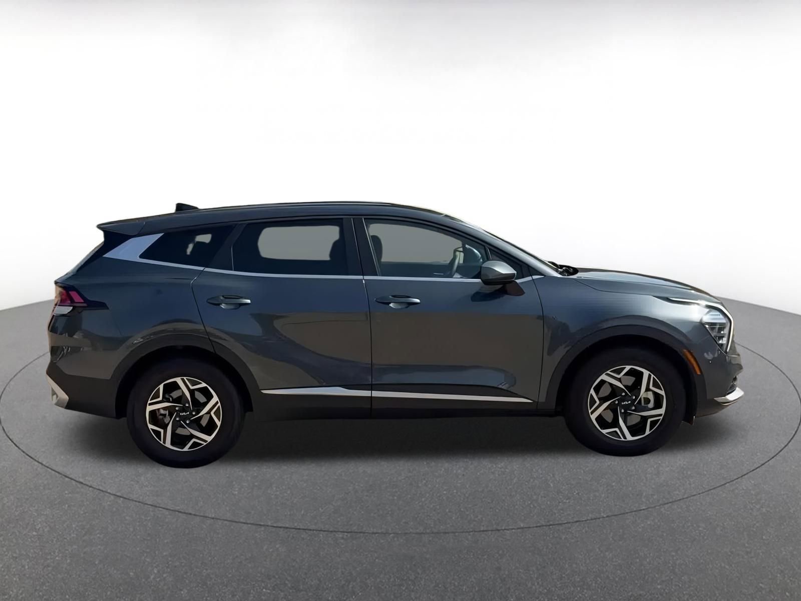 Thumbnail: 2024 Kia Sportage - 16