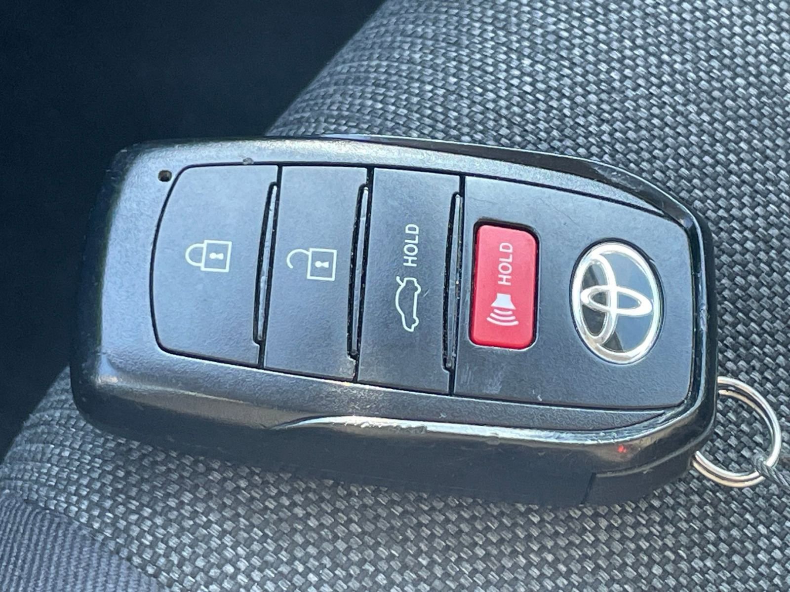 Thumbnail: 2025 Toyota Camry - 21